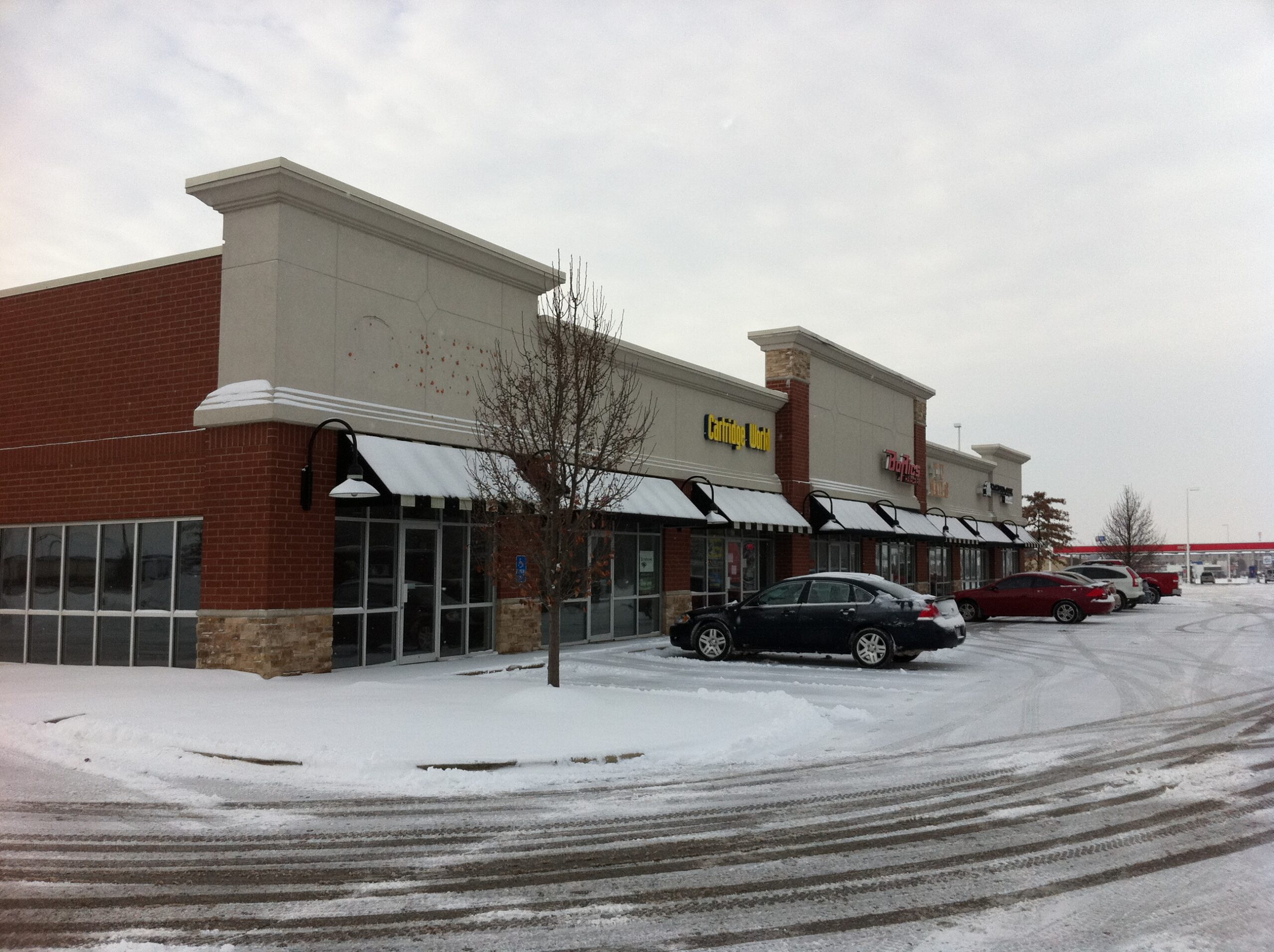 Tippecanoe Shoppes retail storefronts